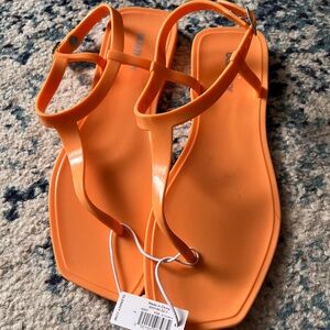 Old navy jelly thong sandals size 7